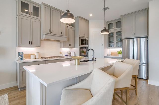 16812 Eastern Red Boulevard, Fort Worth, TX 76247