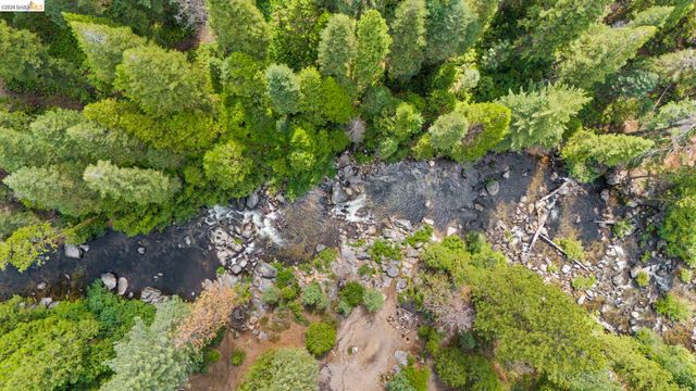 28515 S Stan Ct, Strawberry, CA 95375