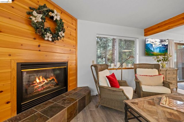 28515 S Stan Ct, Strawberry, CA 95375