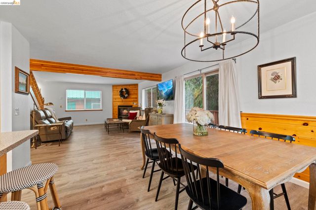 28515 S Stan Ct, Strawberry, CA 95375