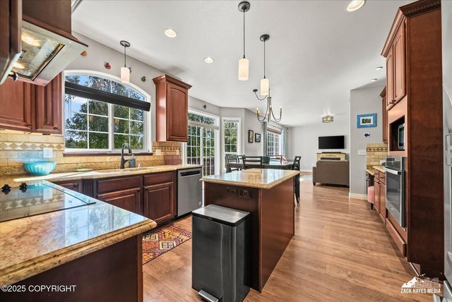 187 S Vix Way, Wasilla, AK 99654