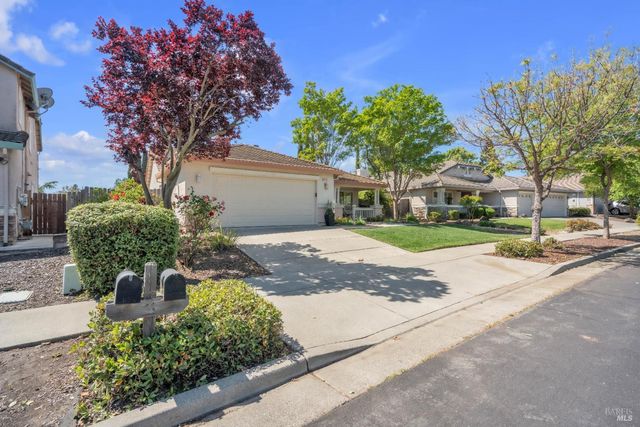 3211 Avenido Del Lago Way, Fairfield, CA 94533