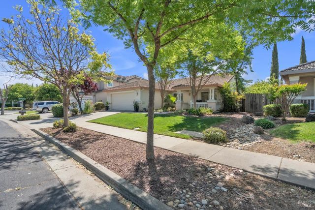 3211 Avenido Del Lago Way, Fairfield, CA 94533