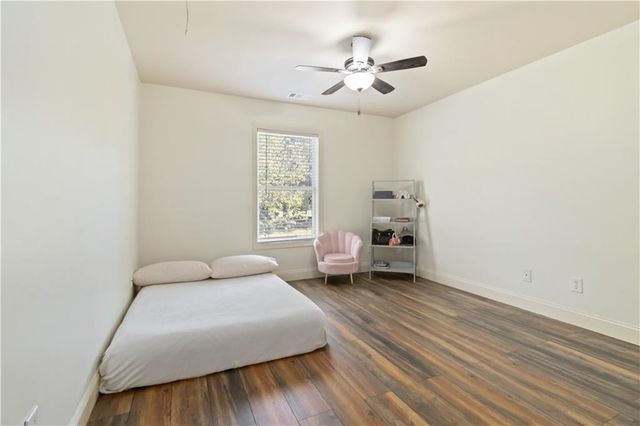 2868 Rolling Downs Way, Loganville, GA 30052