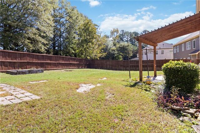 2868 Rolling Downs Way, Loganville, GA 30052
