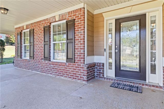 2868 Rolling Downs Way, Loganville, GA 30052