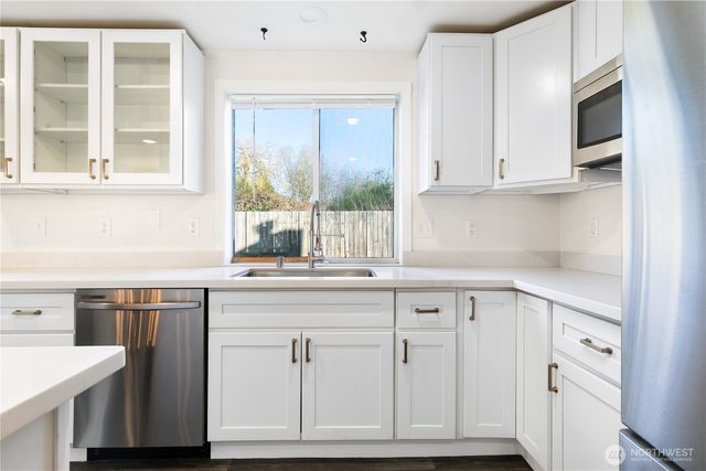 5415 E E Street, Tacoma, WA 98404