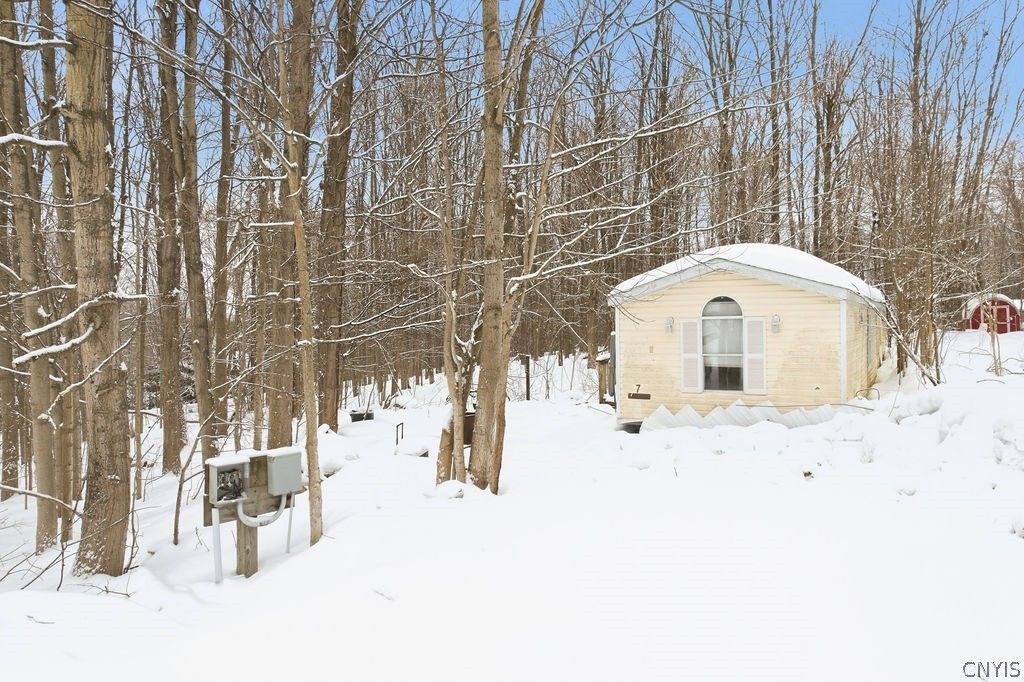 7 Cowpath Road, Granby, NY 13069