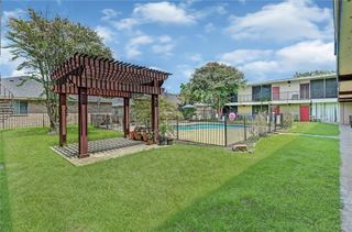 1200 Carolyn Ct 18, Houston, TX 77338