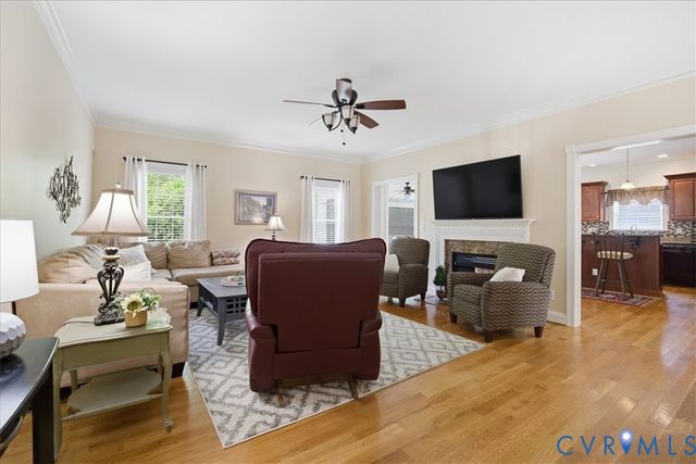 312 Waterfront Dr, Colonial Heights, VA 23834