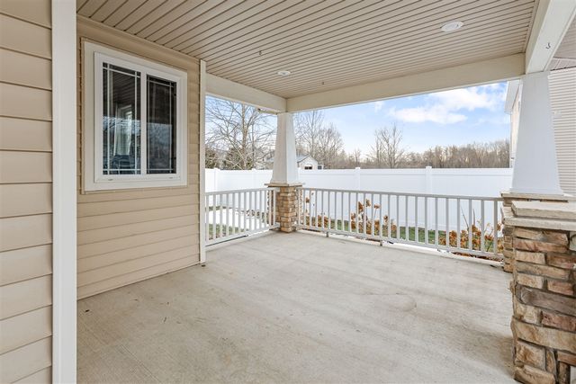 518 Dogwood Lane, Watervliet, MI 49098