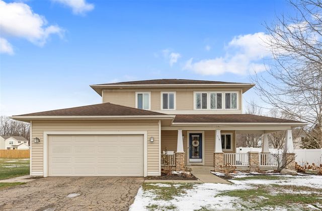 518 Dogwood Lane, Watervliet, MI 49098