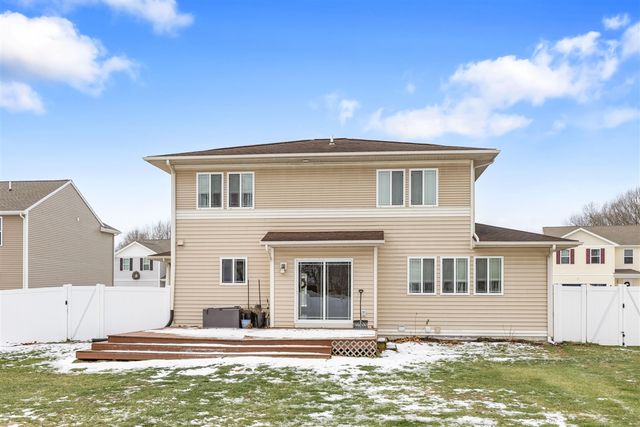 518 Dogwood Lane, Watervliet, MI 49098