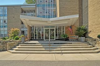 5100 5th Ave 519, Shadyside, PA 15232