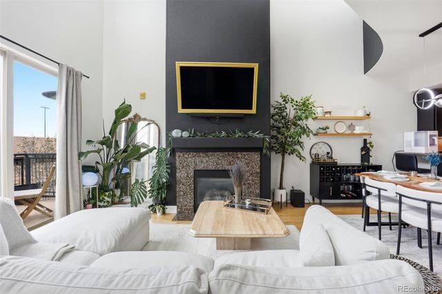 9079 E Panorama Circle 512, Englewood, CO 80112