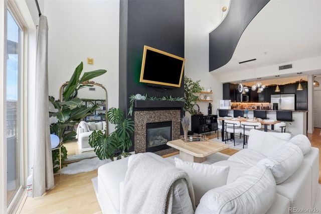 9079 E Panorama Circle 512, Englewood, CO 80112