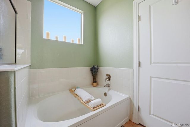 9079 E Panorama Circle 512, Englewood, CO 80112