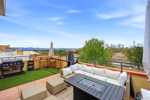 9079 E Panorama Circle 512, Englewood, CO 80112