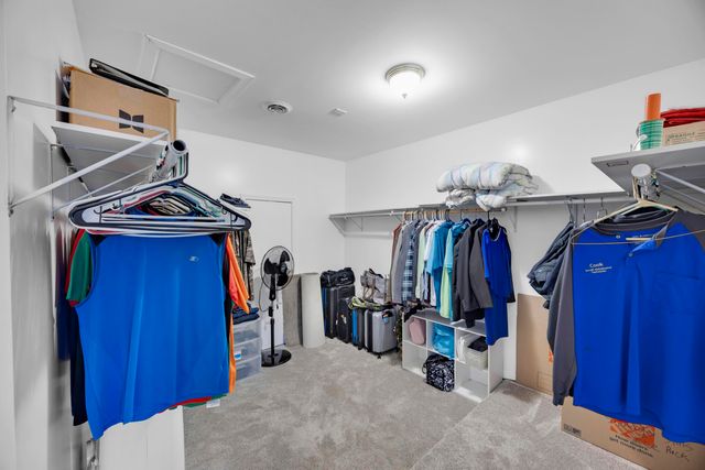 2600 E 73rd Avenue, Merrillville, IN 46410