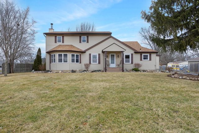 2600 E 73rd Avenue, Merrillville, IN 46410