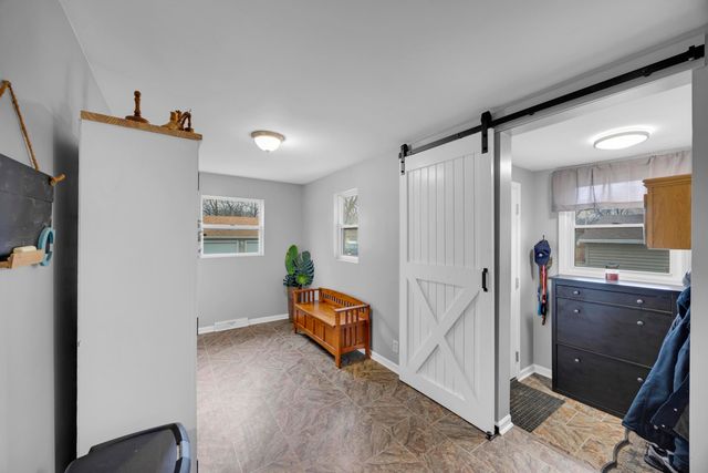 2600 E 73rd Avenue, Merrillville, IN 46410