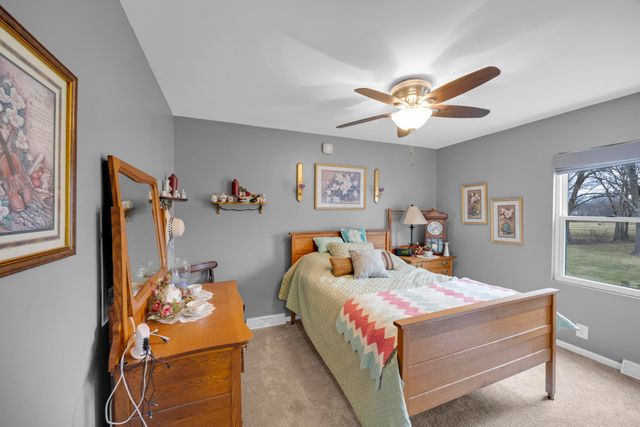 2600 E 73rd Avenue, Merrillville, IN 46410