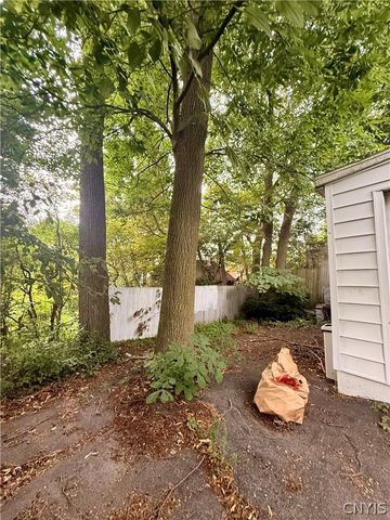 1120 Stolp Avenue, Syracuse, NY 13207
