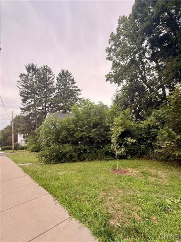 1120 Stolp Avenue, Syracuse, NY 13207