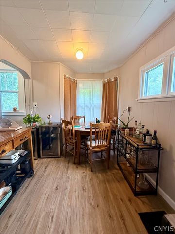 1120 Stolp Avenue, Syracuse, NY 13207