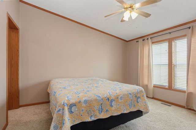 242 Fox Lane, Belvidere, IL 61008