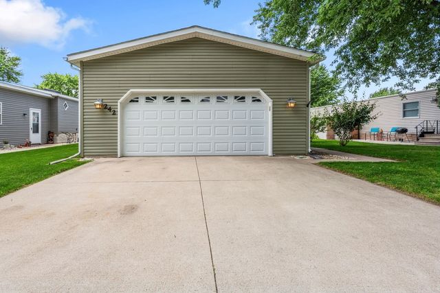 242 Fox Lane, Belvidere, IL 61008