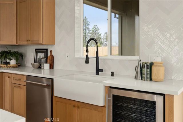 5887 Crestview Drive, Paradise, CA 95969