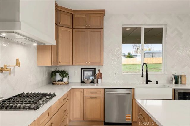 5887 Crestview Drive, Paradise, CA 95969