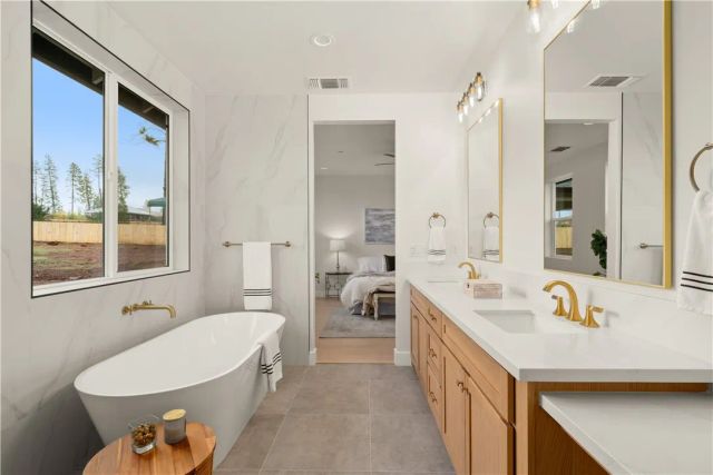 5887 Crestview Drive, Paradise, CA 95969