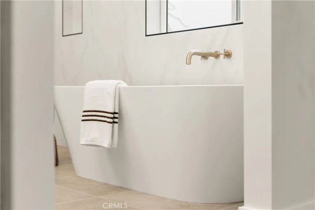 5887 Crestview Drive, Paradise, CA 95969