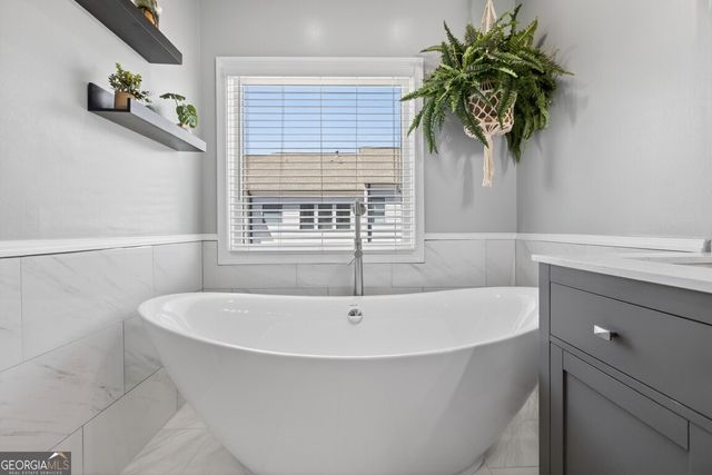 3963 Savannah Square Street, Suwanee, GA 30024