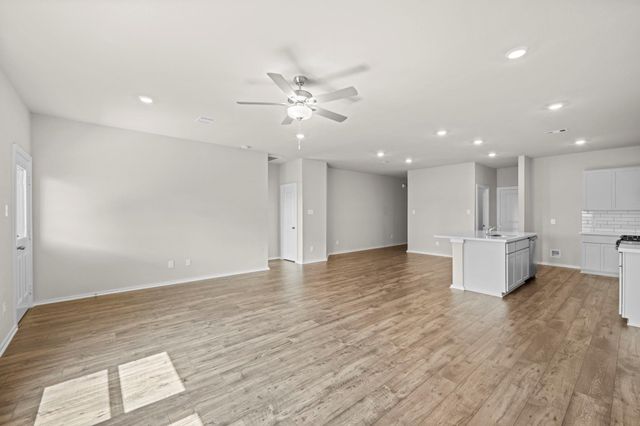 3502 Atlas Point Lane, Angleton, TX 77515
