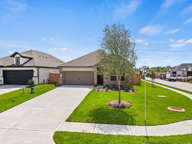 3502 Atlas Point Lane, Angleton, TX 77515