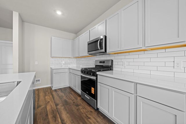 3502 Atlas Point Lane, Angleton, TX 77515