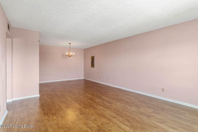 281 El Conquistador Pl, Louisville, KY 40220