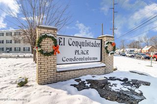 281 El Conquistador Pl, Louisville, KY 40220
