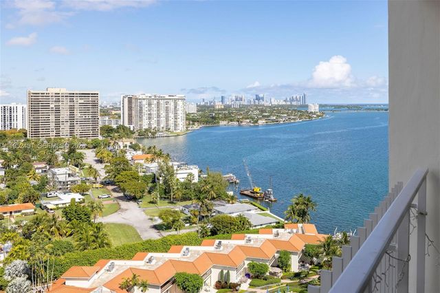 4000 Towerside Ter 2005, Miami, FL 33138