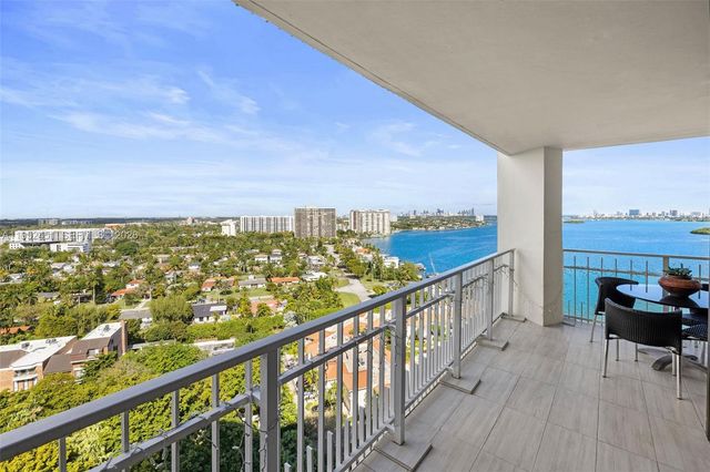 4000 Towerside Ter 2005, Miami, FL 33138