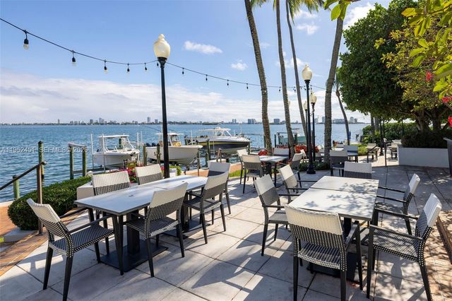 4000 Towerside Ter 2005, Miami, FL 33138