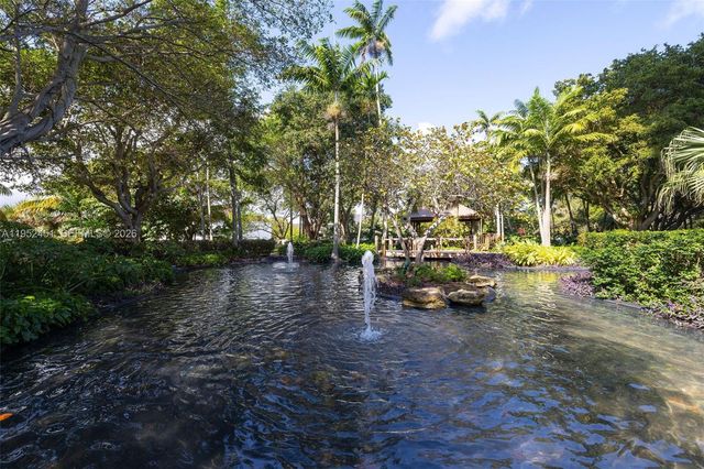 4000 Towerside Ter 2005, Miami, FL 33138