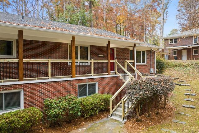 2608 Laurelwood Road, Atlanta, GA 30360