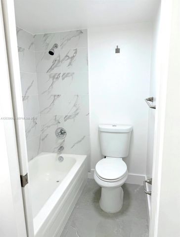 16909 N Bay Rd 116, Sunny Isles Beach, FL 33160
