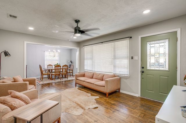137 Merritt Street, Fort Worth, TX 76114
