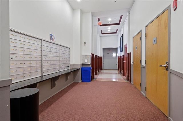 2107 Grand Boulevard 909, Kansas City, MO 64108