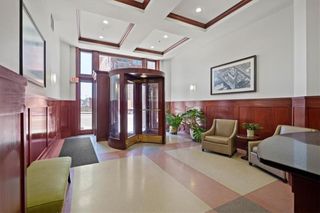 2107 Grand Boulevard 909, Kansas City, MO 64108